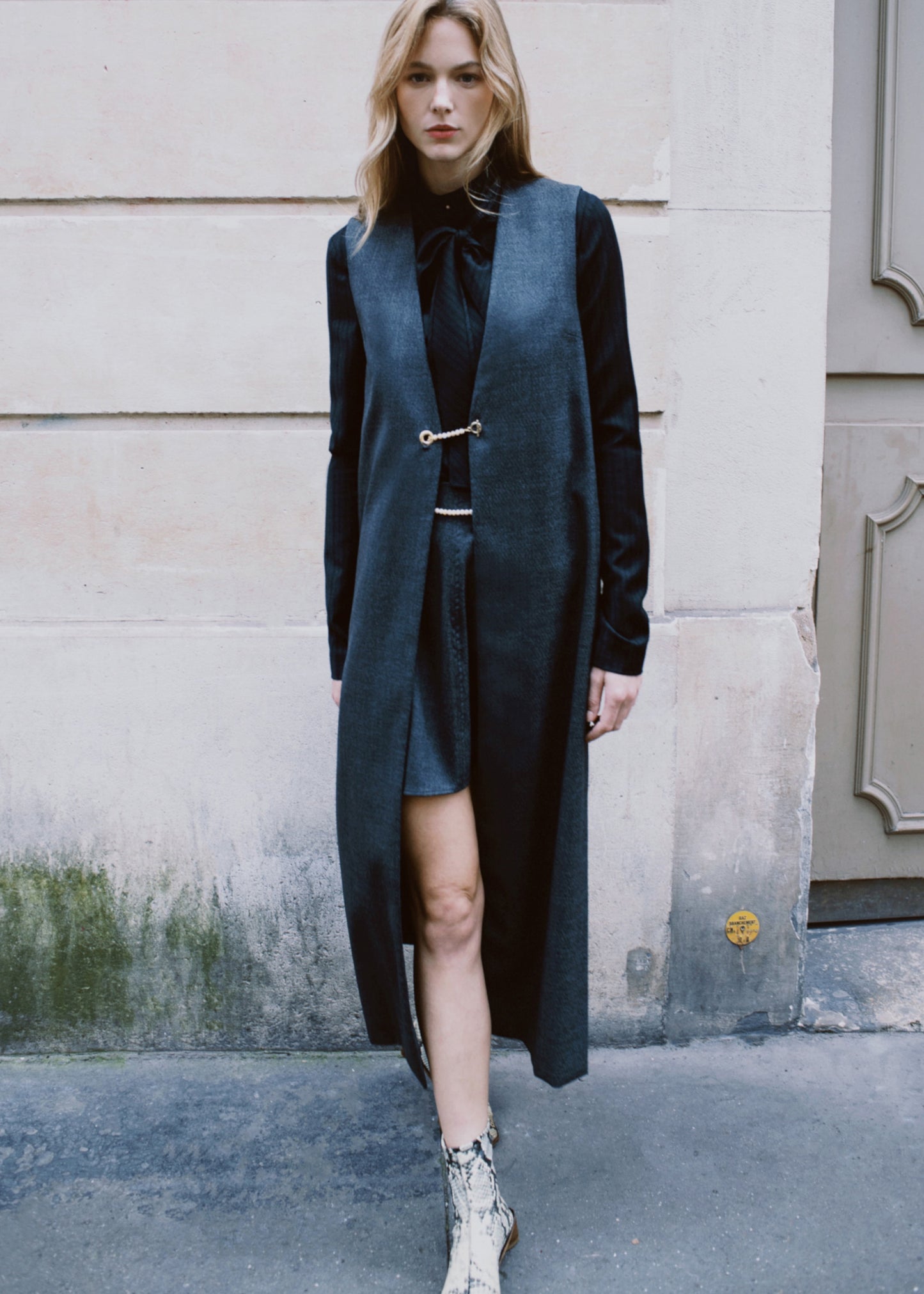 Norah Vest in Charcoal - Ready to go